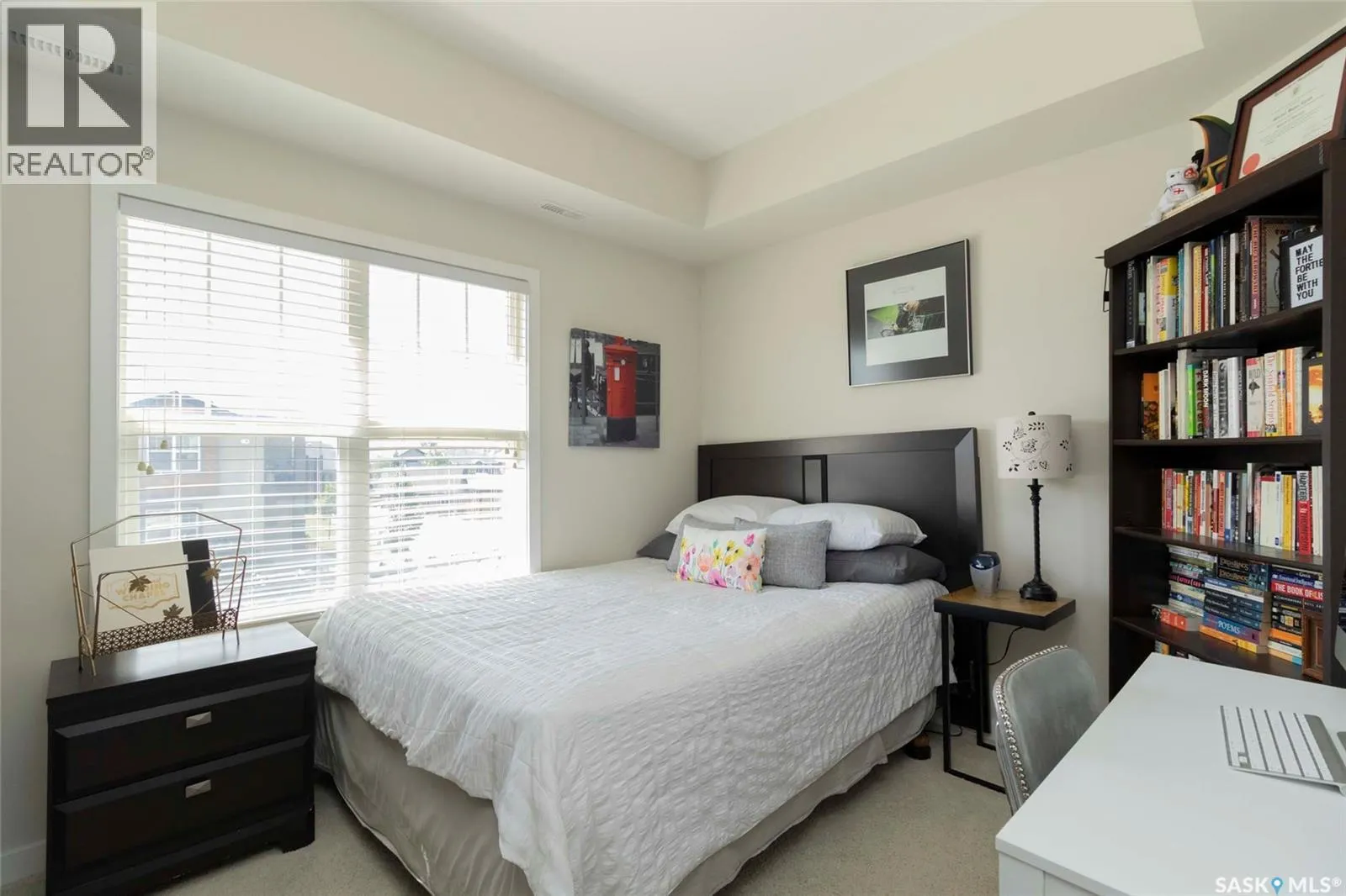 304 1015 Patrick CRESCENT
