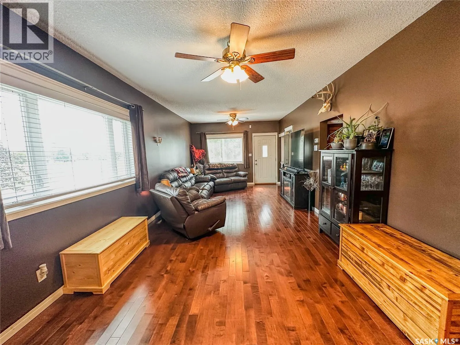 87 Collacott STREET W