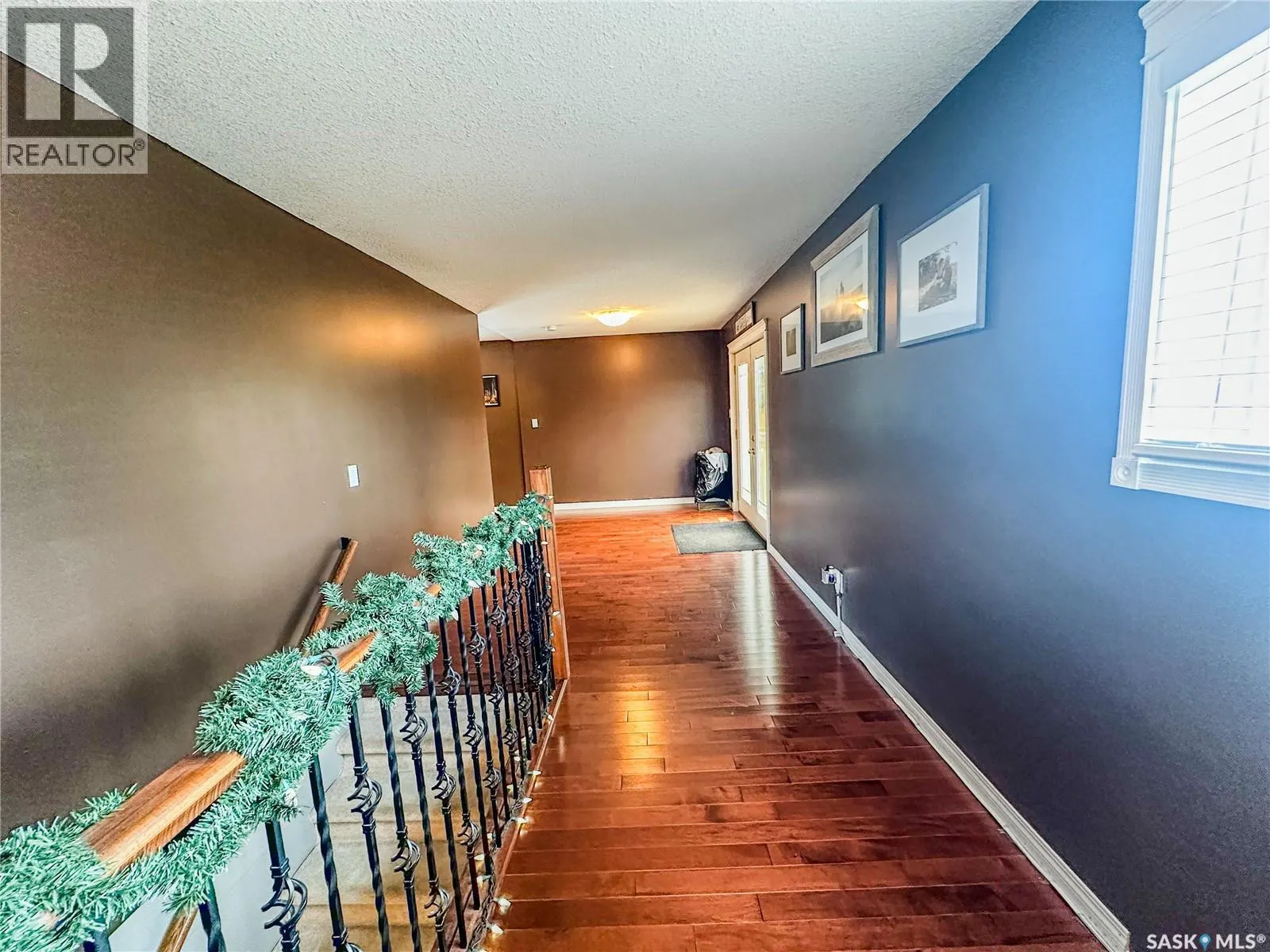 87 Collacott STREET W