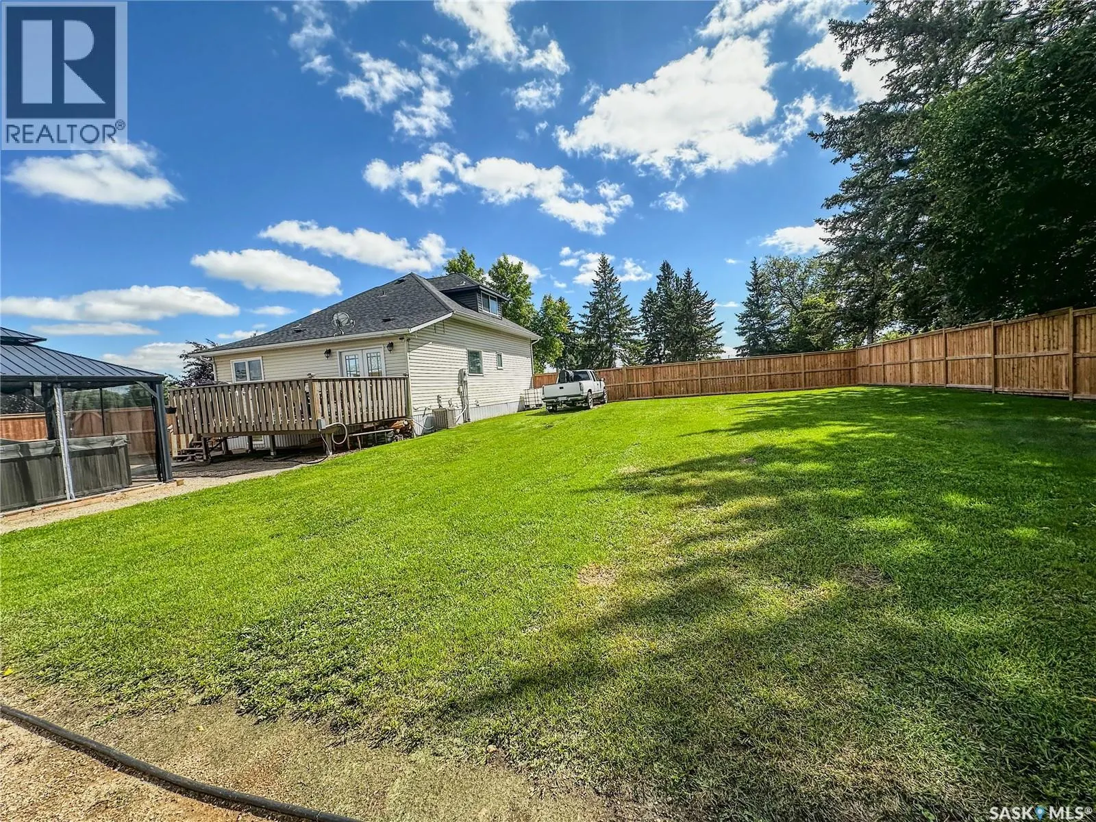 87 Collacott STREET W