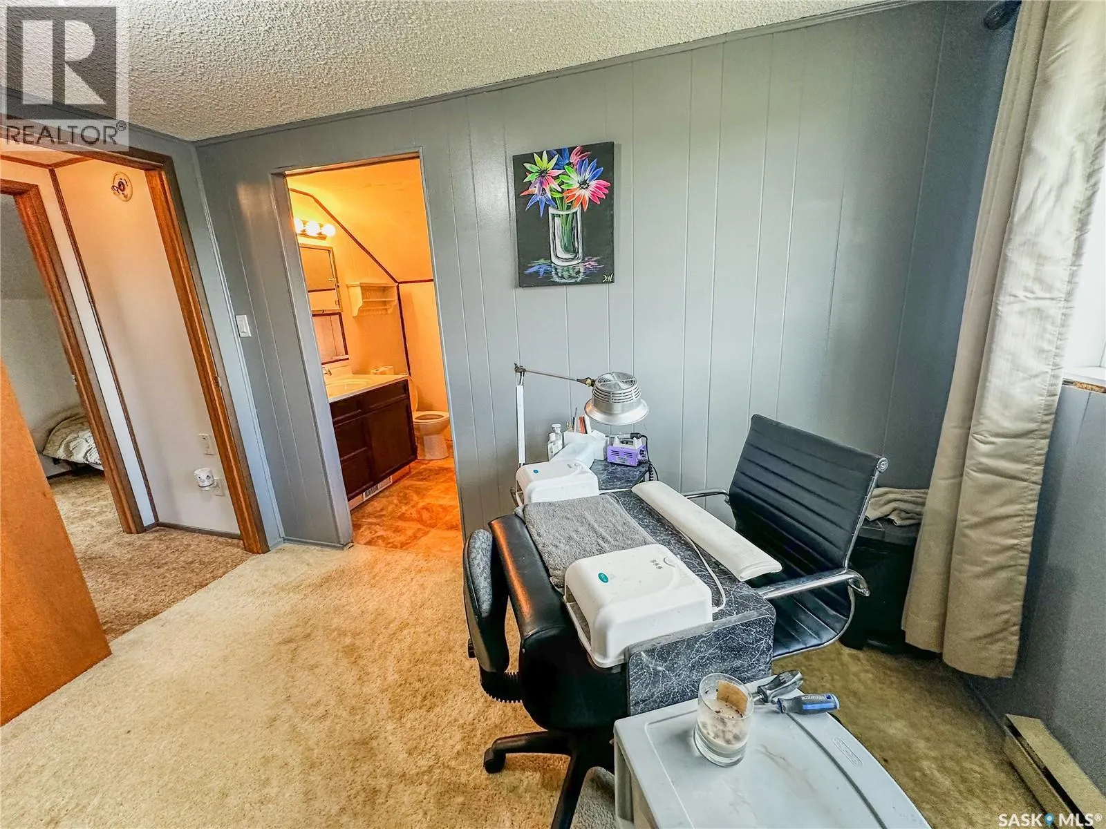 87 Collacott STREET W