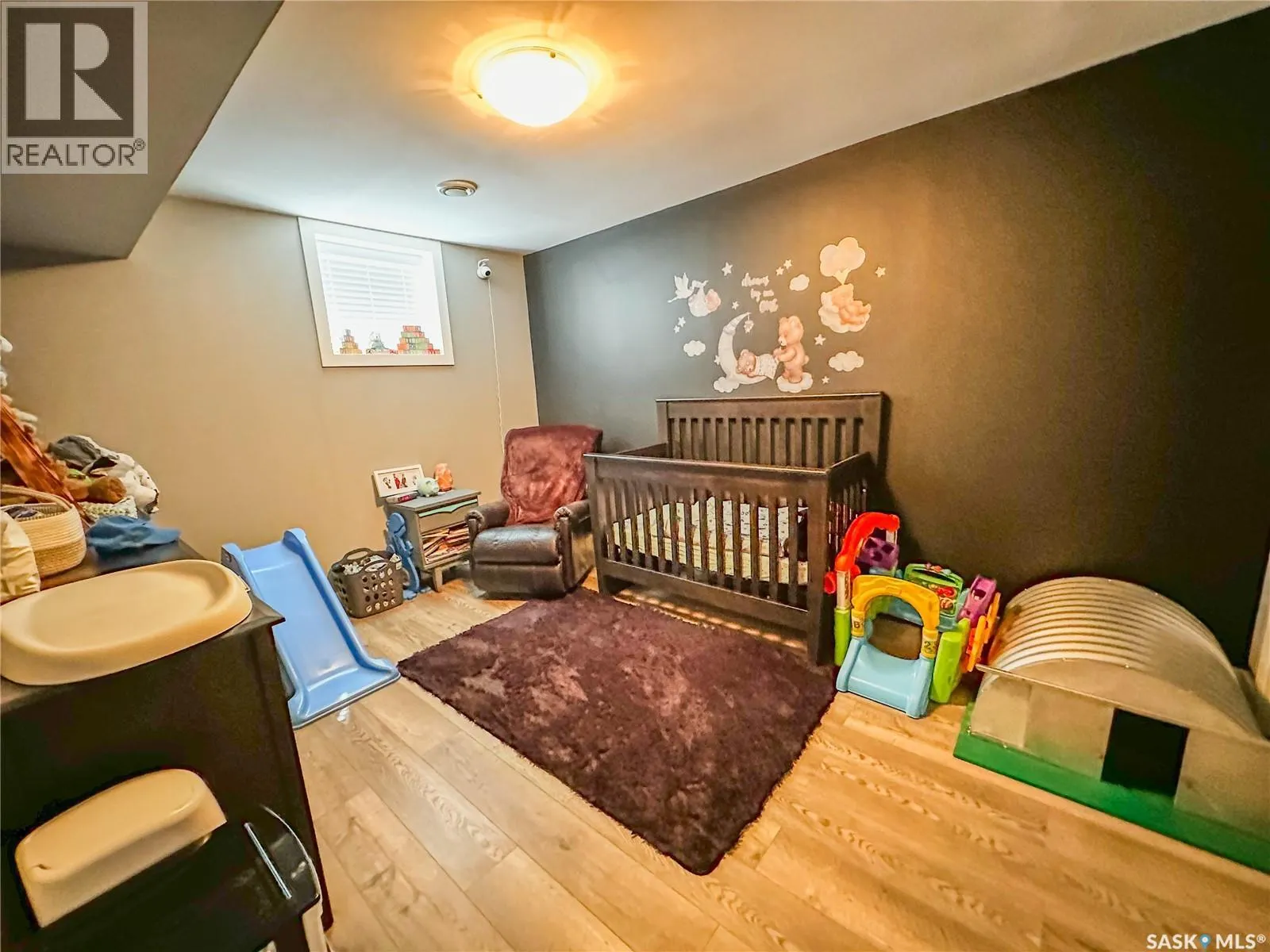 87 Collacott STREET W