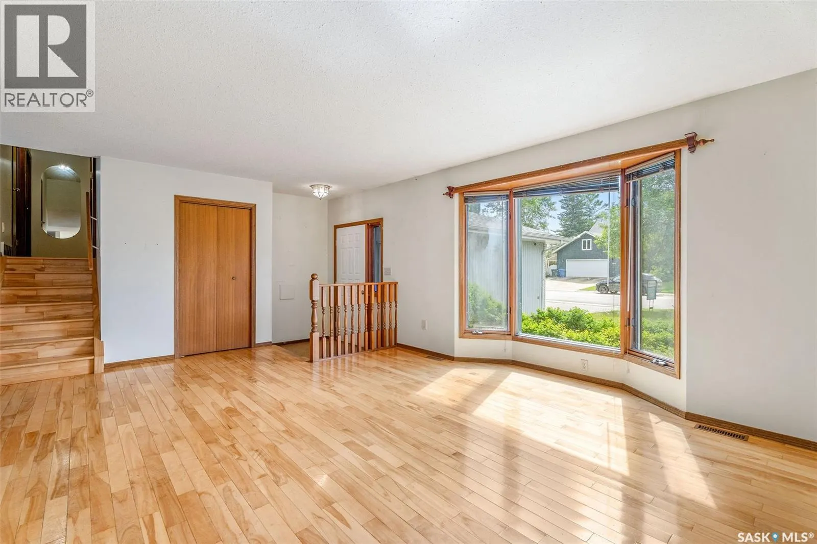 1628 Barton DRIVE
