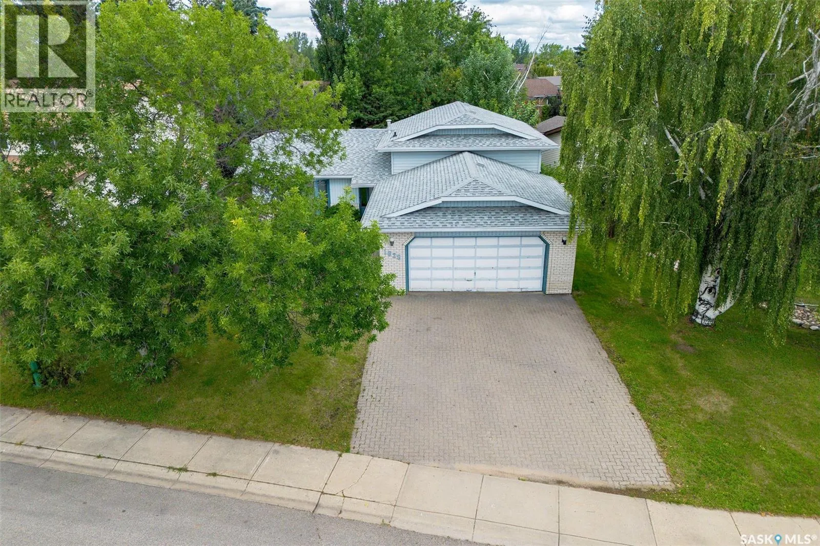 1628 Barton DRIVE