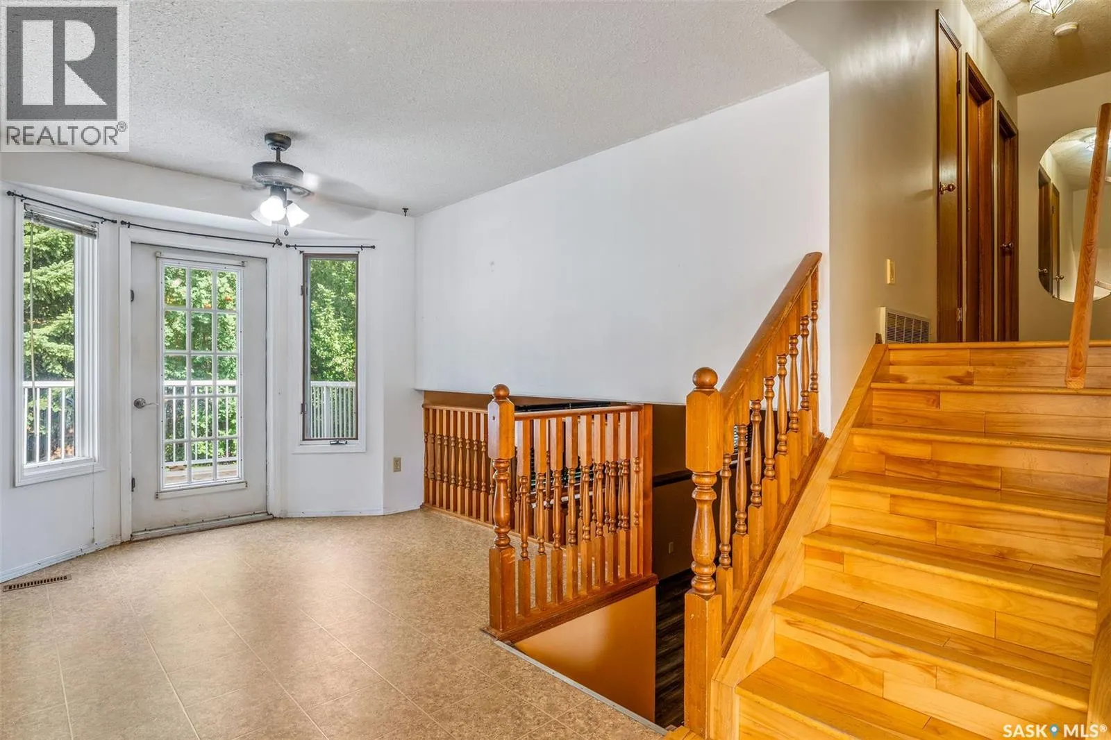 1628 Barton DRIVE