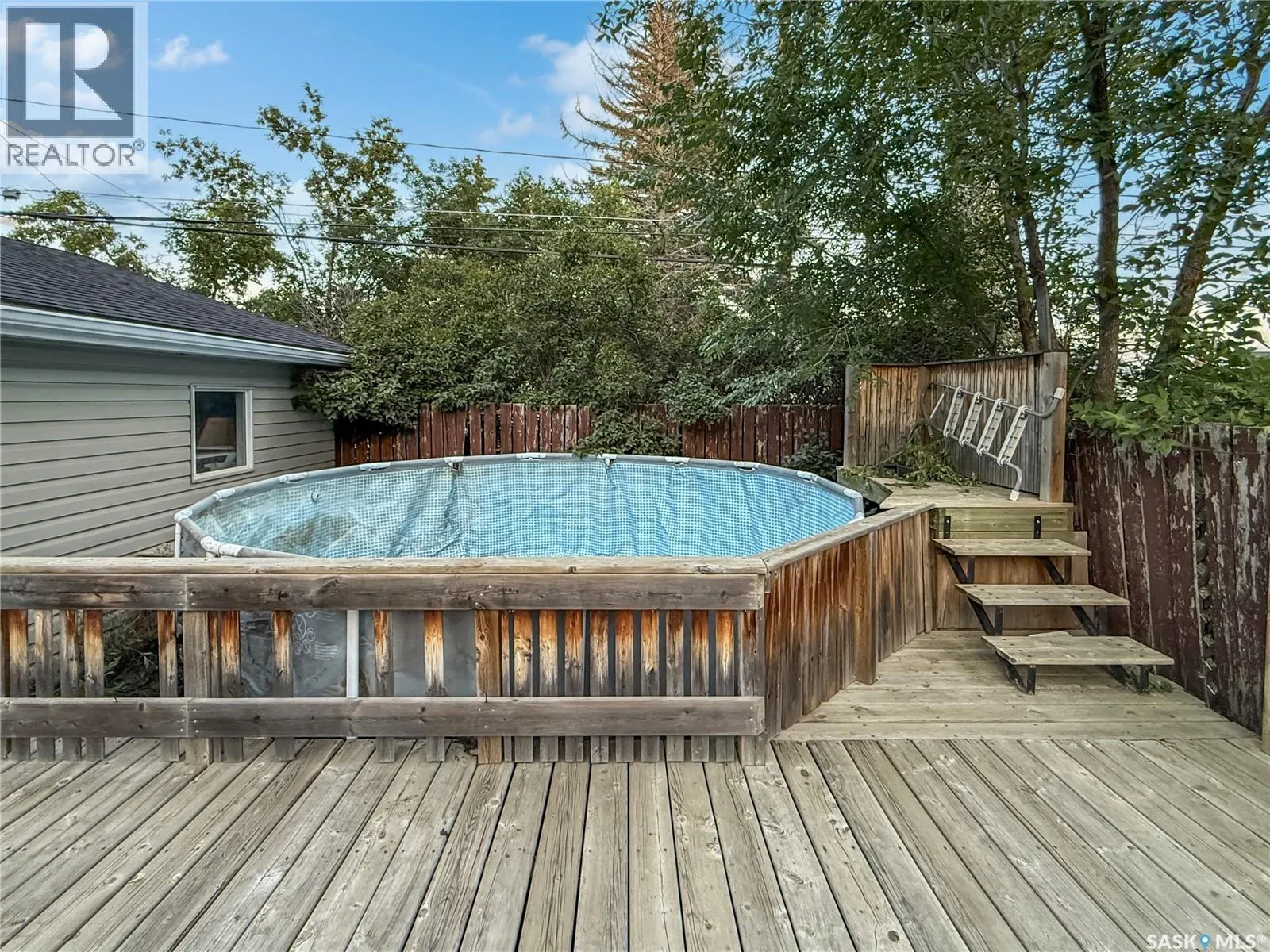 371 6th AVENUE NW