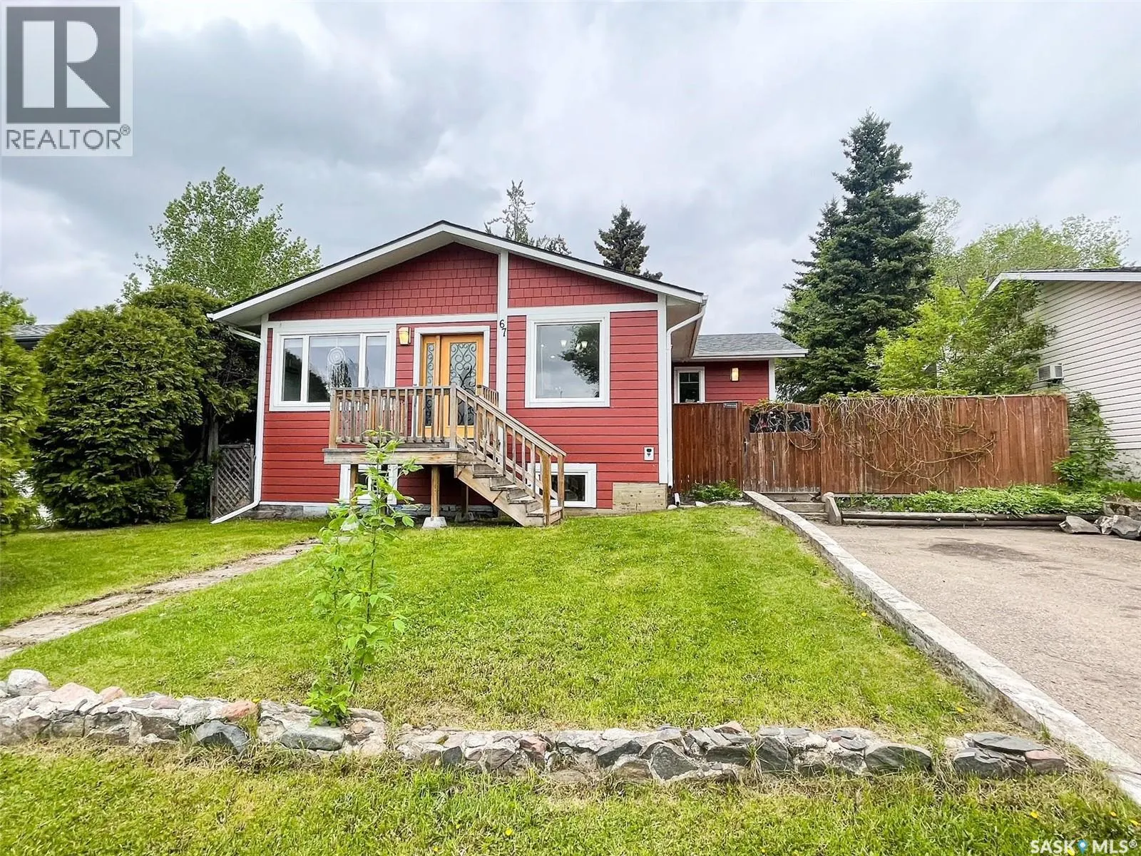 67 Dunfield CRESCENT