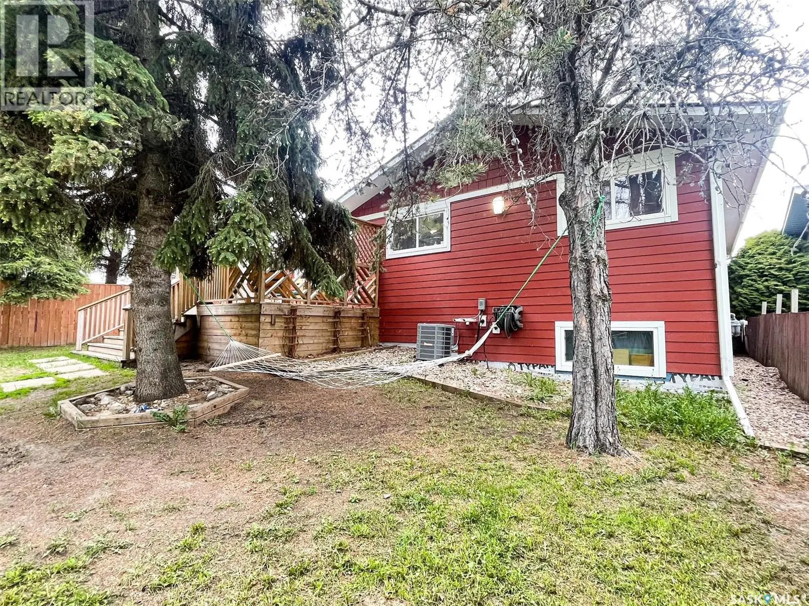67 Dunfield CRESCENT