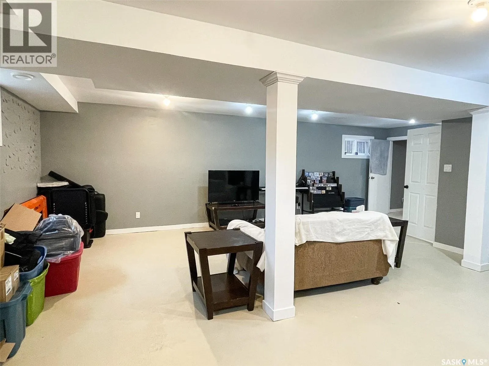 67 Dunfield CRESCENT