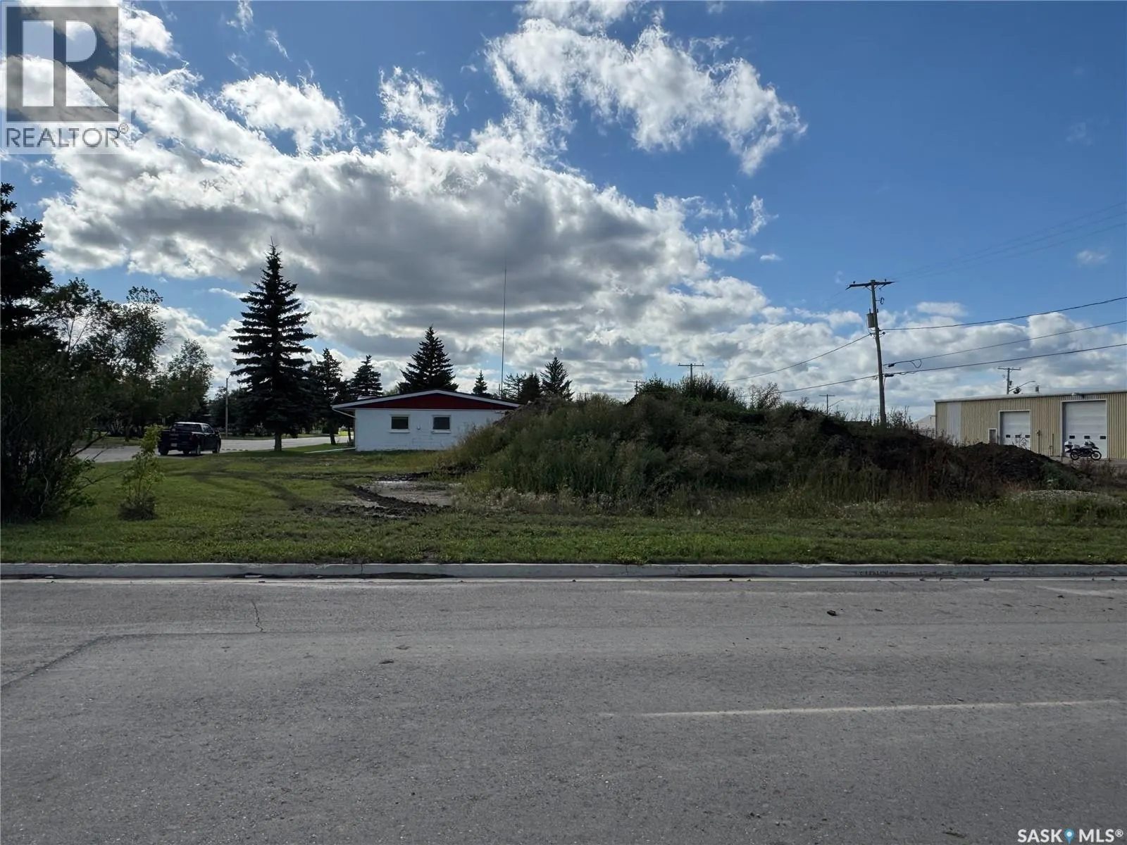 306 B AVENUE W