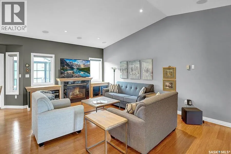 26 Fernwood BAY