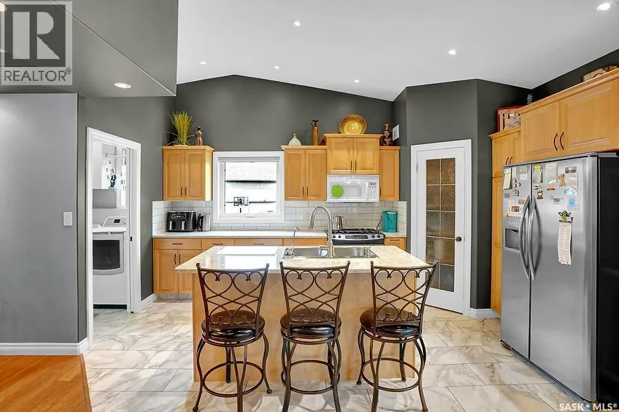 26 Fernwood BAY