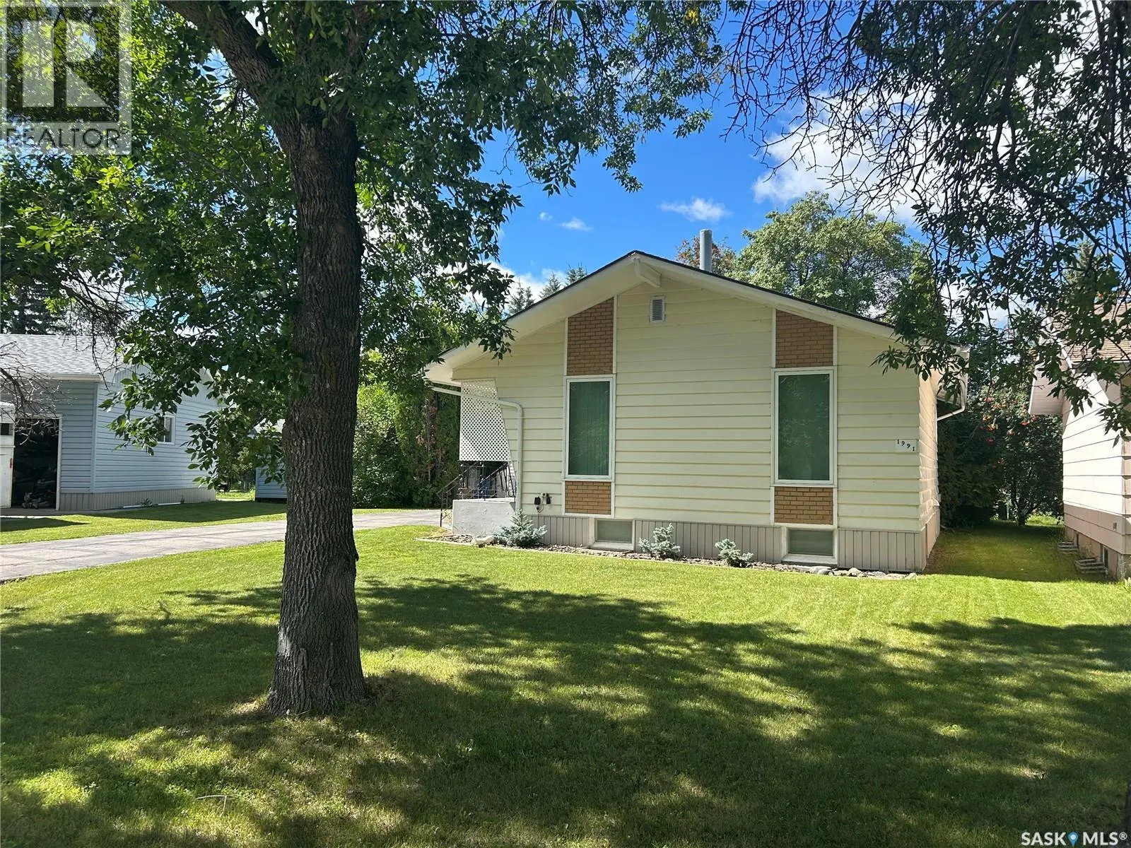 1991 Newmarket DRIVE