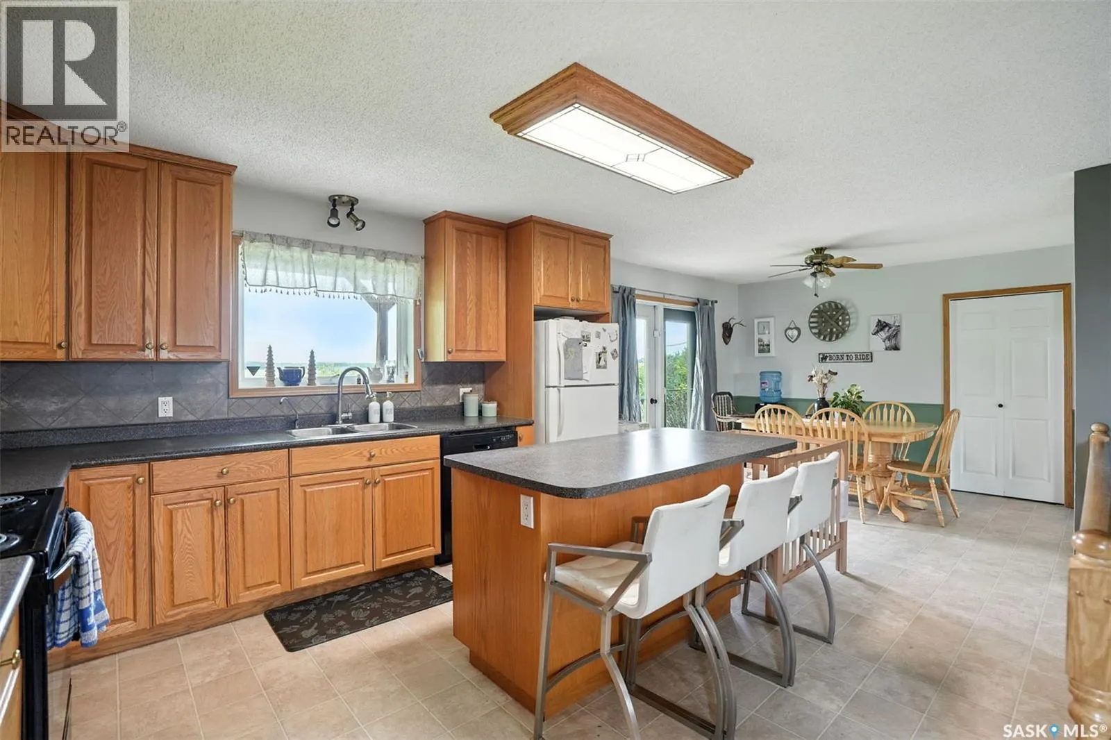 Wisse Acreage