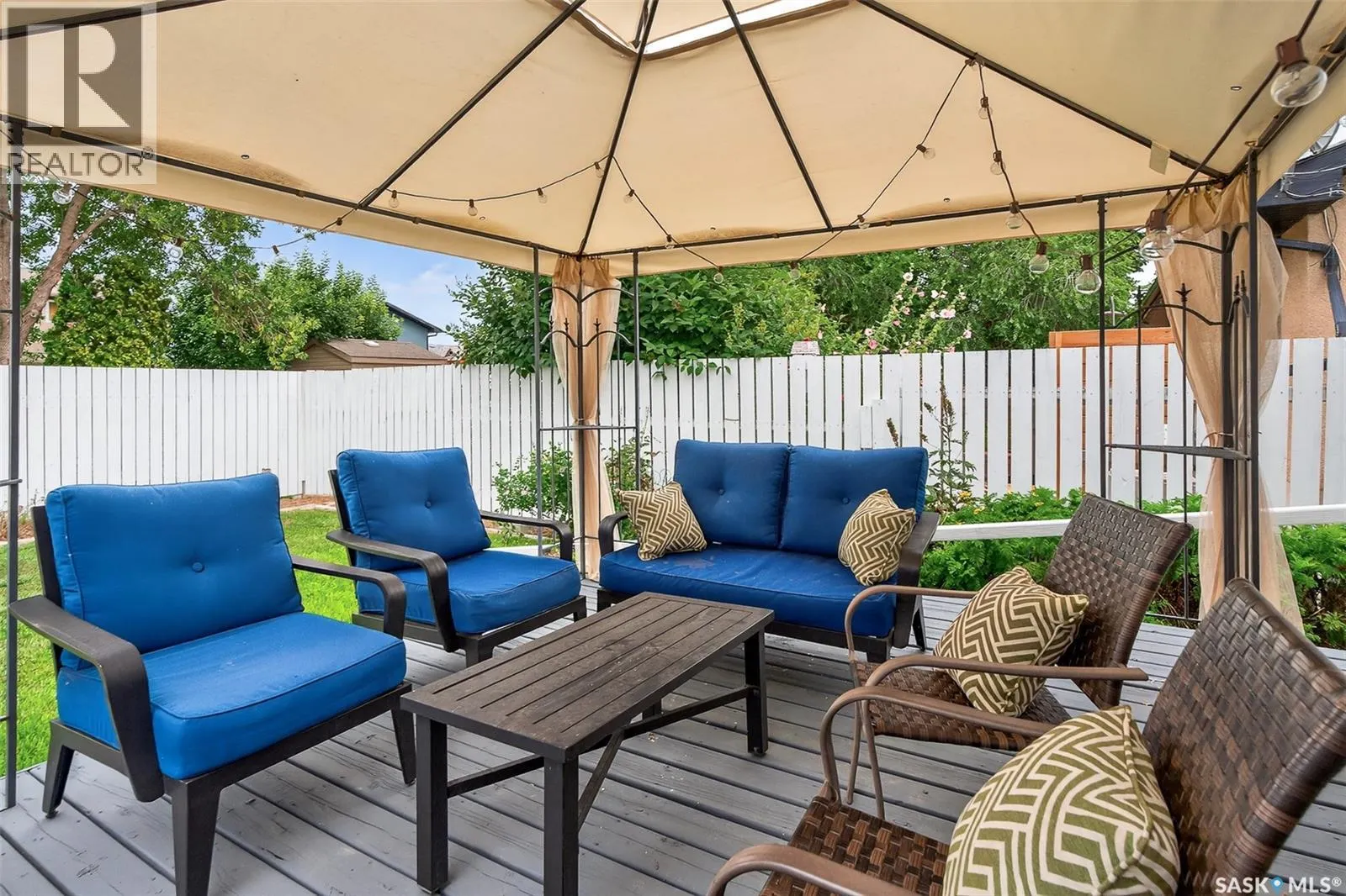 1345 Queen CRESCENT
