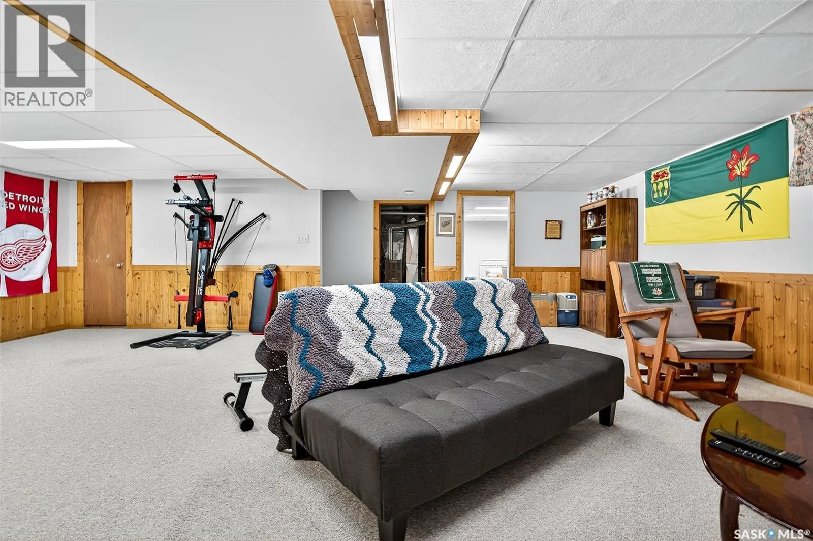 1345 Queen CRESCENT