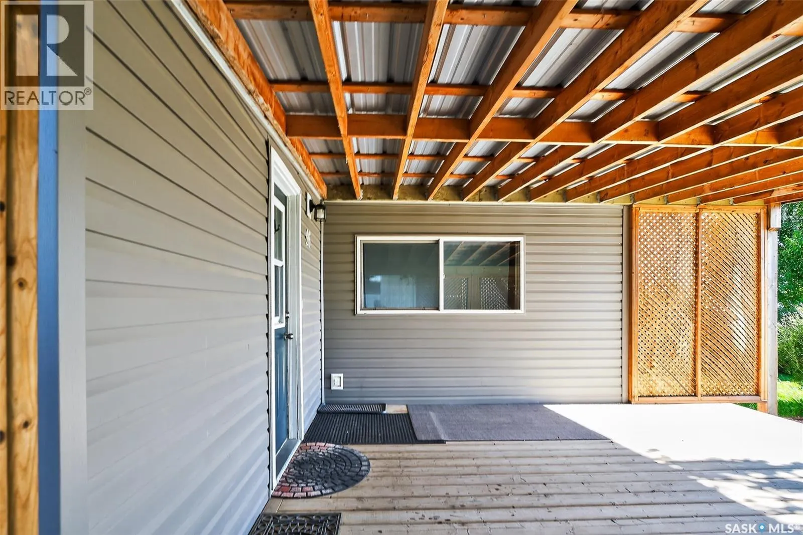 95 Larch STREET