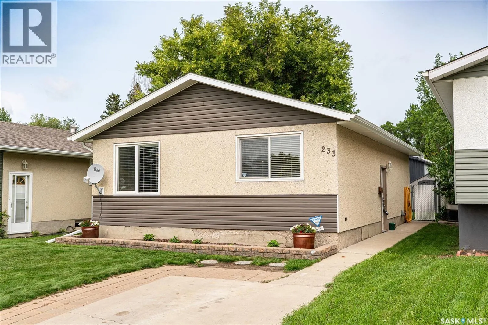 233 Boychuk DRIVE