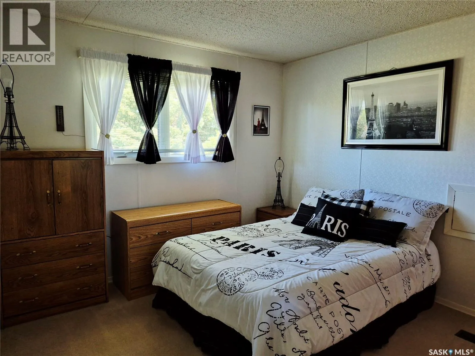 Gader Acreage