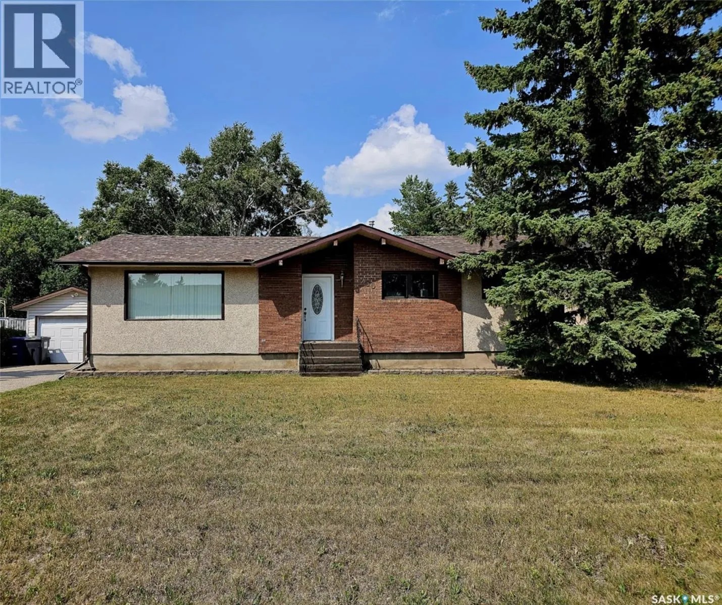206 George CRESCENT