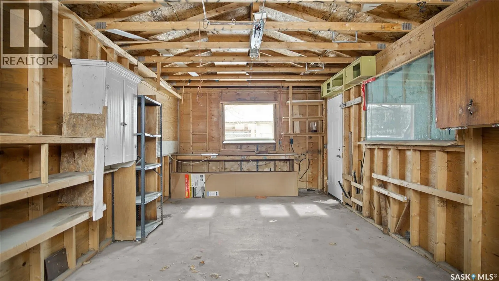 113 109th STREET E