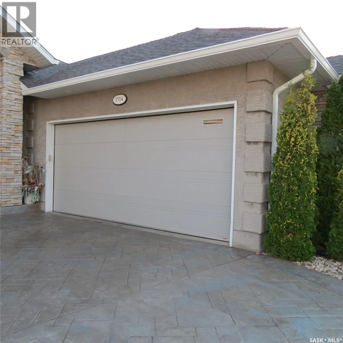 1554 lakeridge DRIVE N