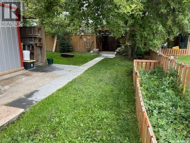 320 Maxfield STREET