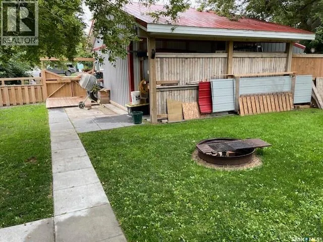 320 Maxfield STREET