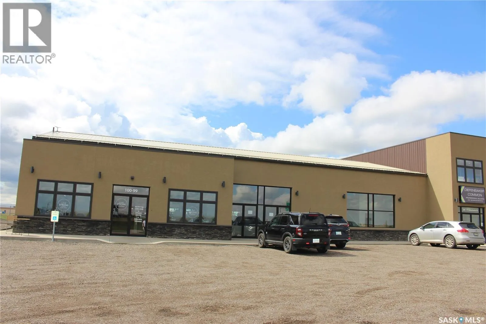 100 99 Diefenbaker DRIVE