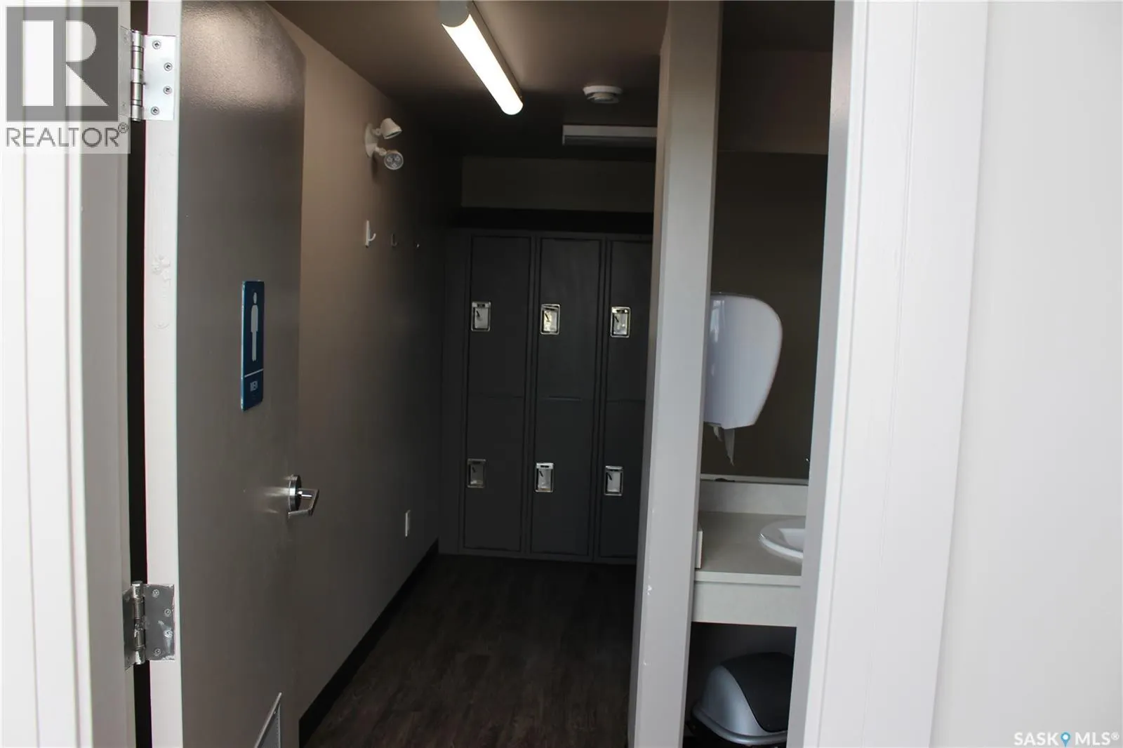 100 99 Diefenbaker DRIVE