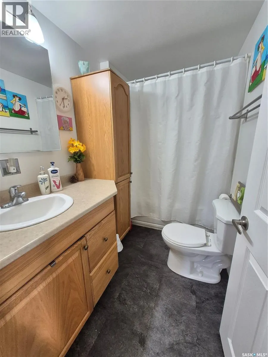 630 Short STREET