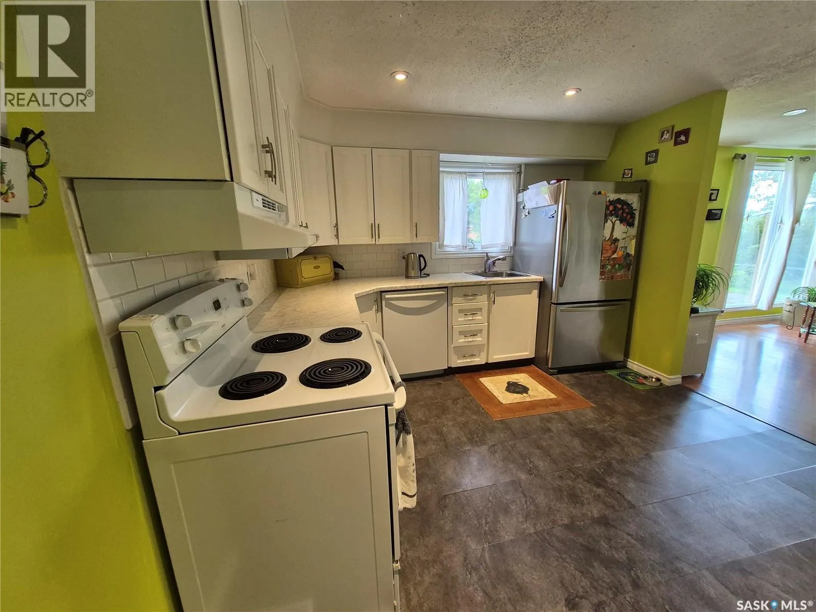 630 Short STREET