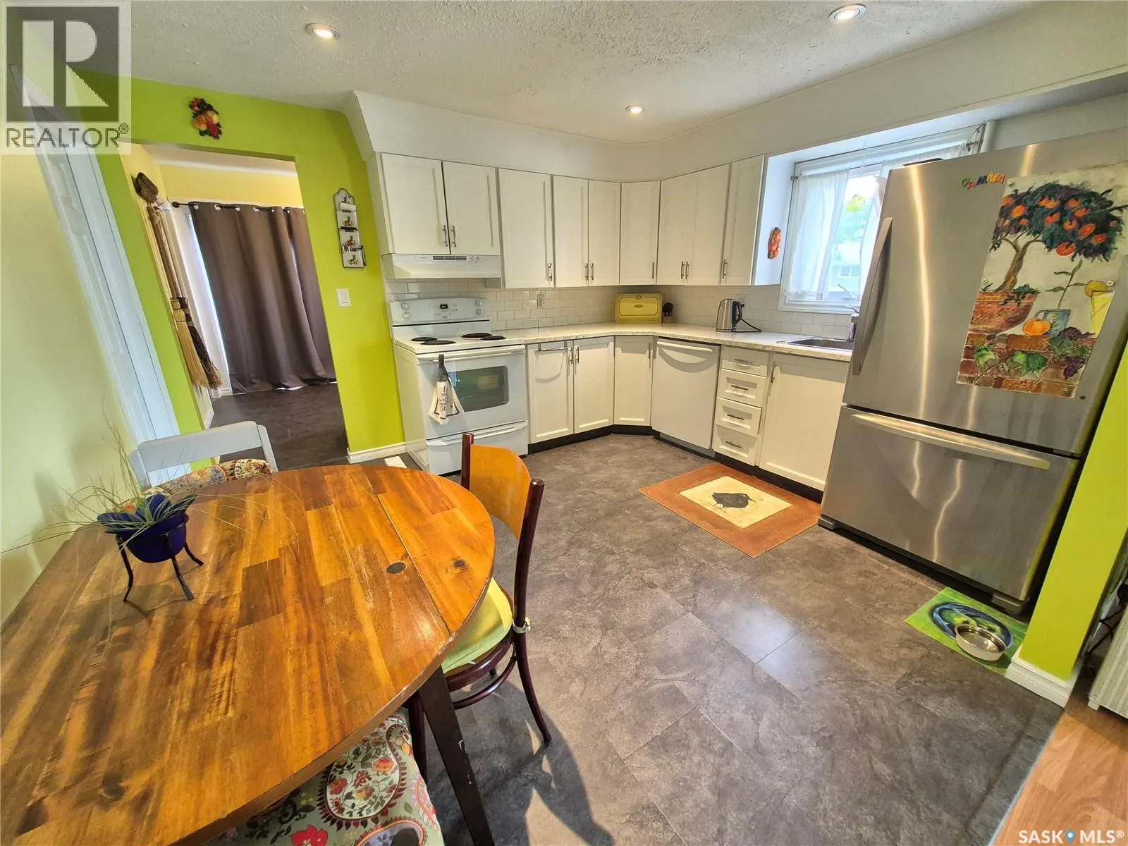 630 Short STREET