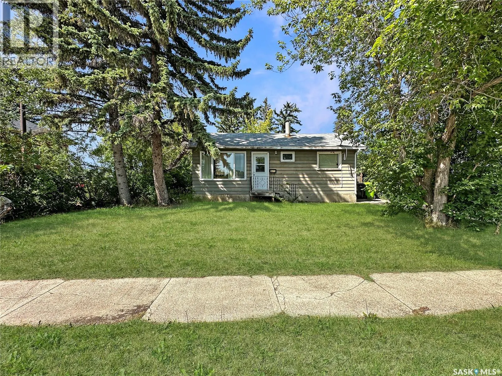 205 Eden STREET