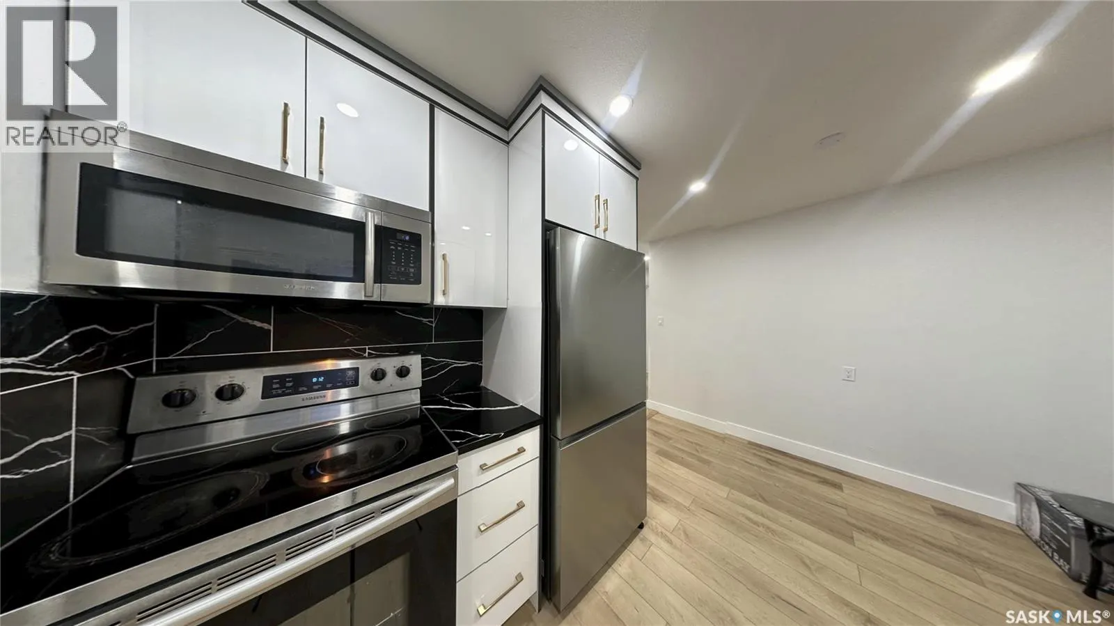 214 Central AVENUE