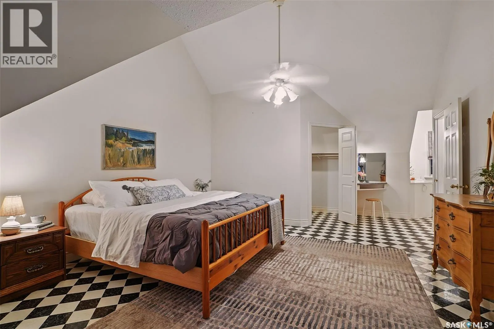 Mackenzie Dyck Acreage