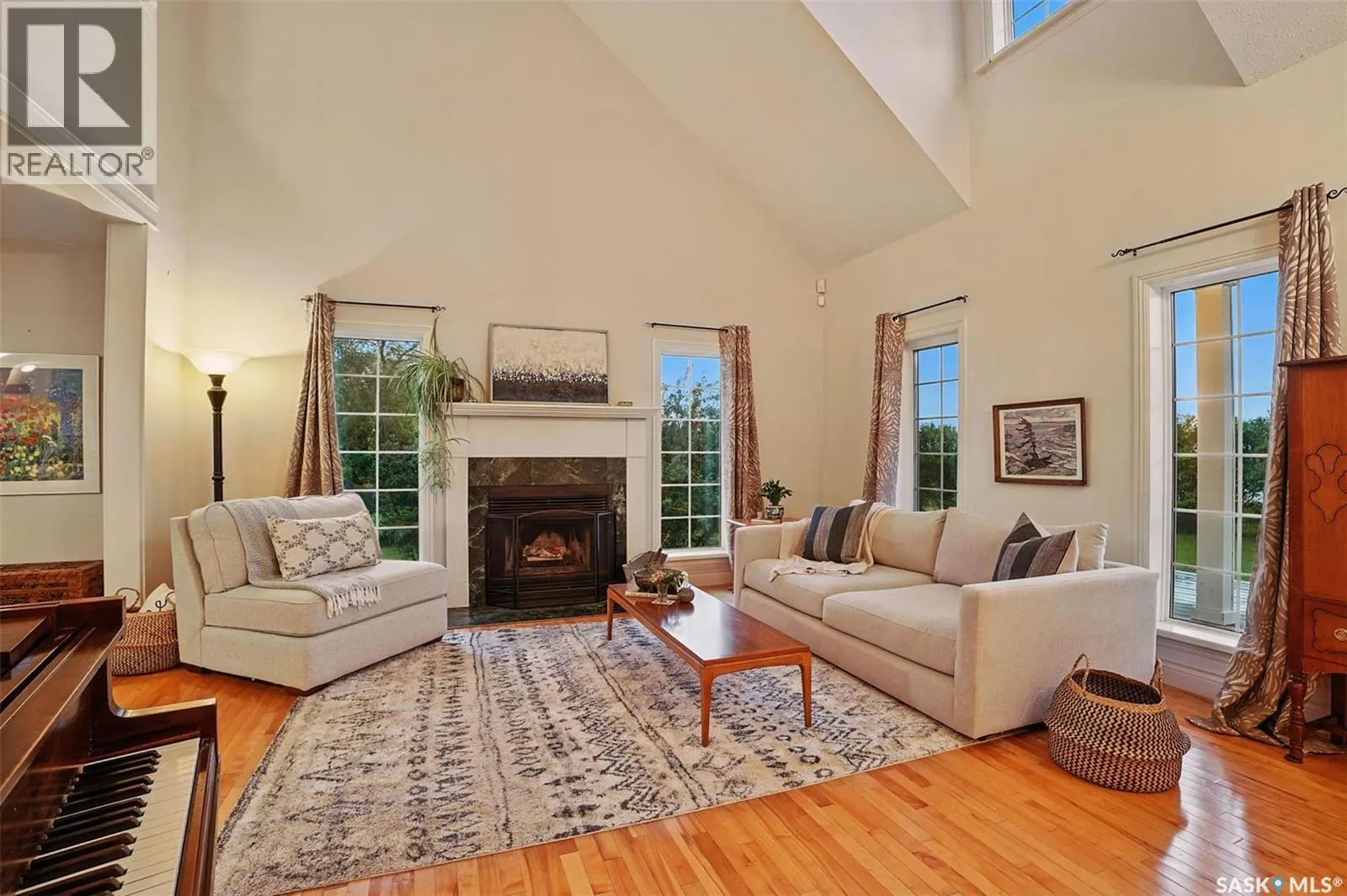 Mackenzie Dyck Acreage