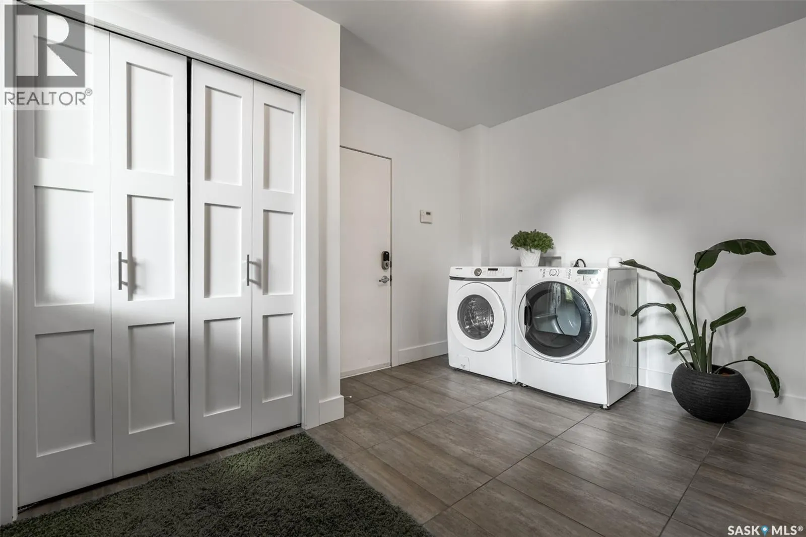 1150 Spadina CRESCENT E