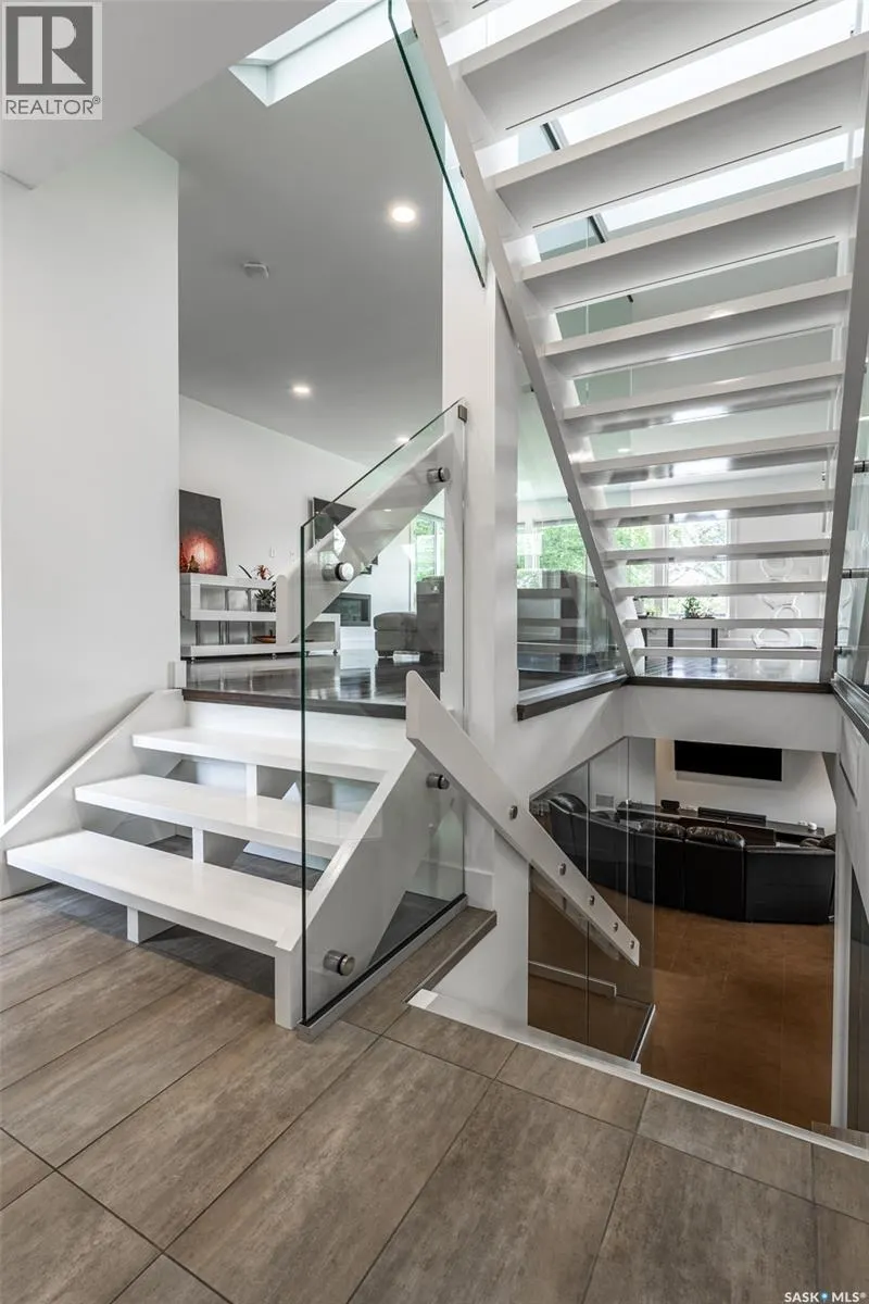 1150 Spadina CRESCENT E
