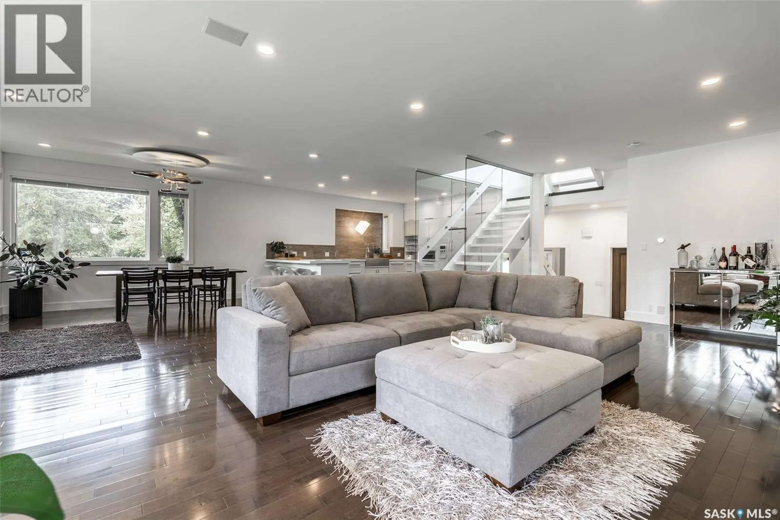 1150 Spadina CRESCENT E