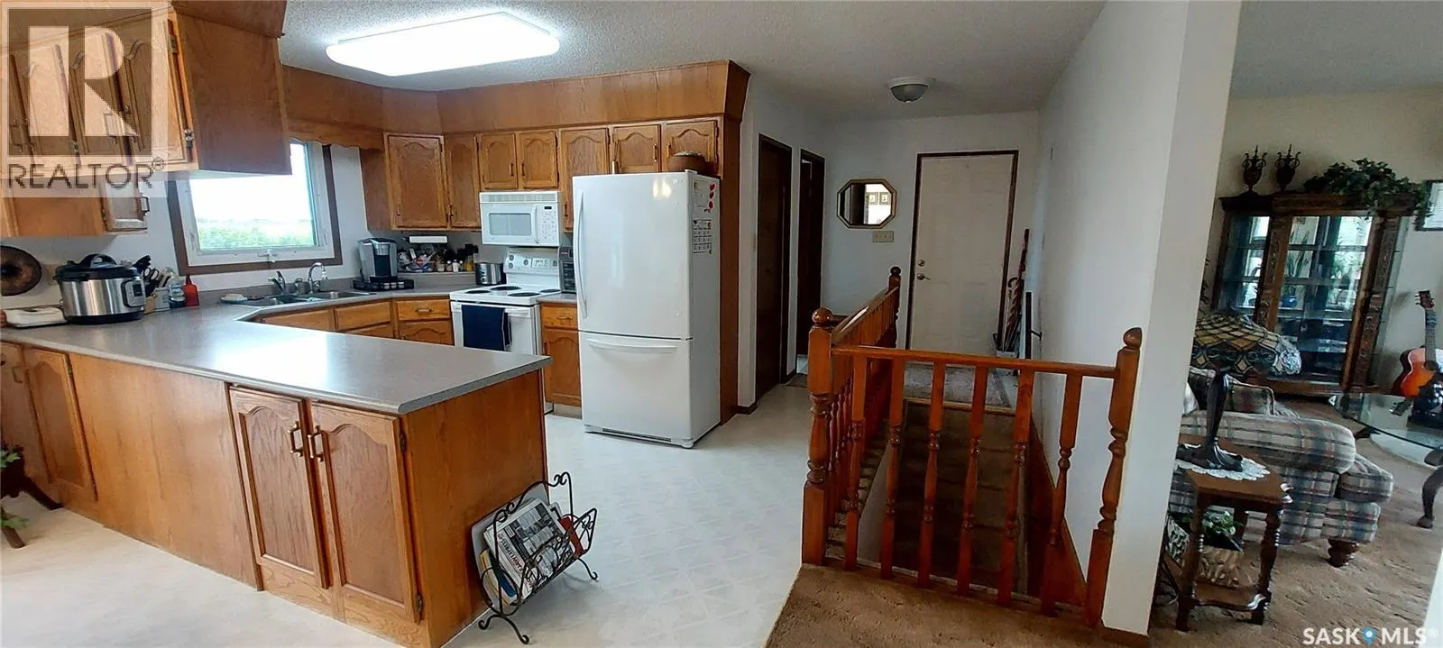 918 Anton PLACE