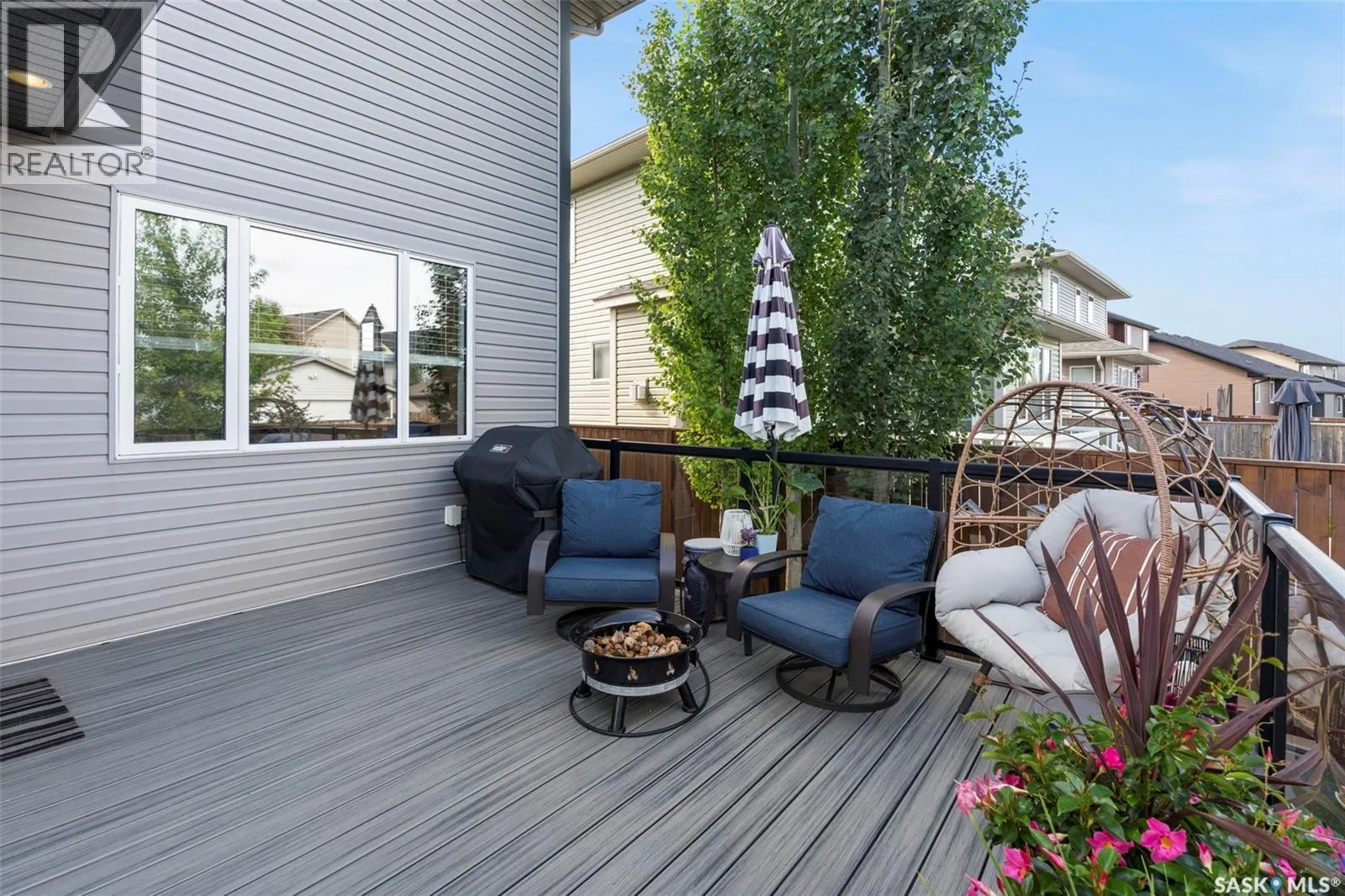 331 Langlois WAY