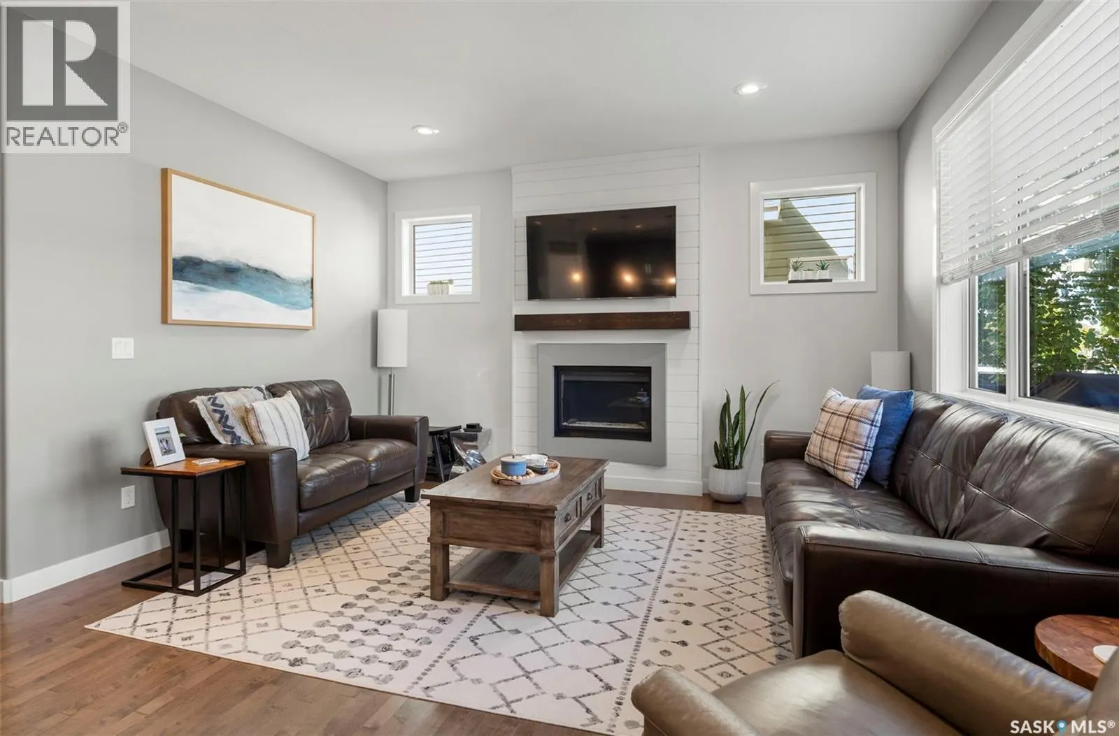 331 Langlois WAY