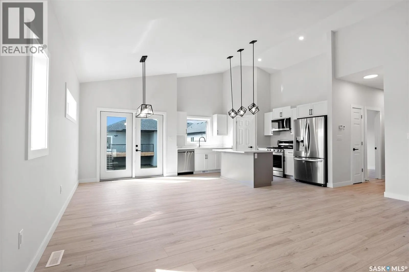 206 Flynn BEND