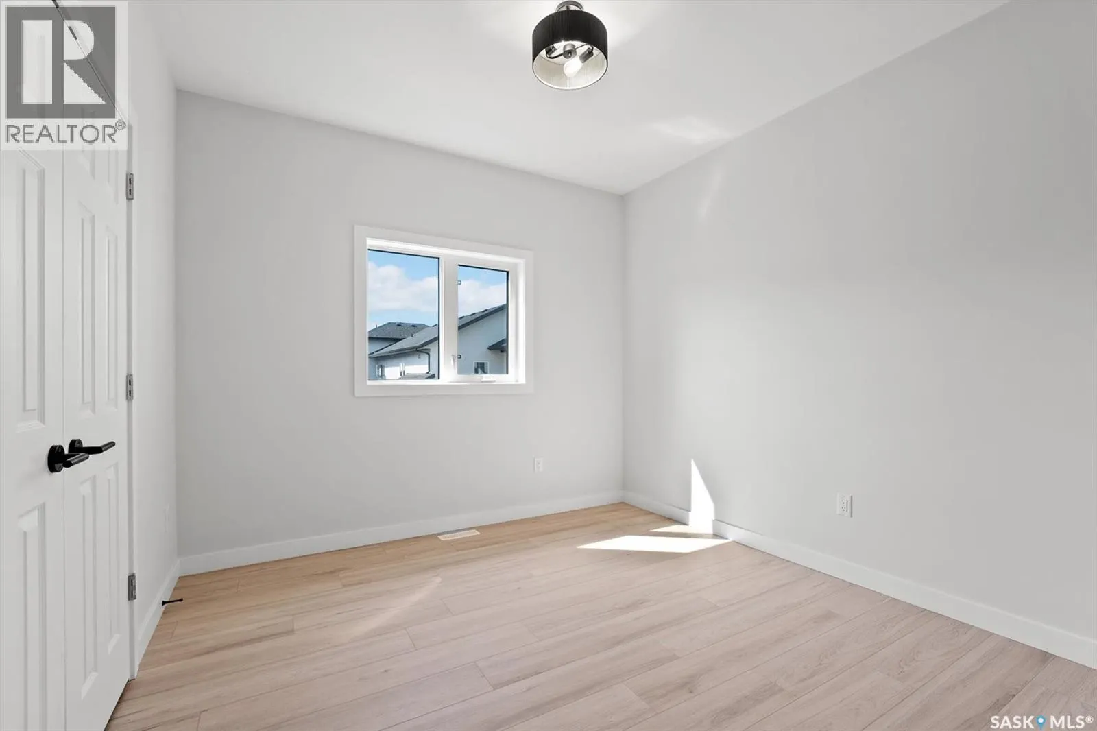 206 Flynn BEND
