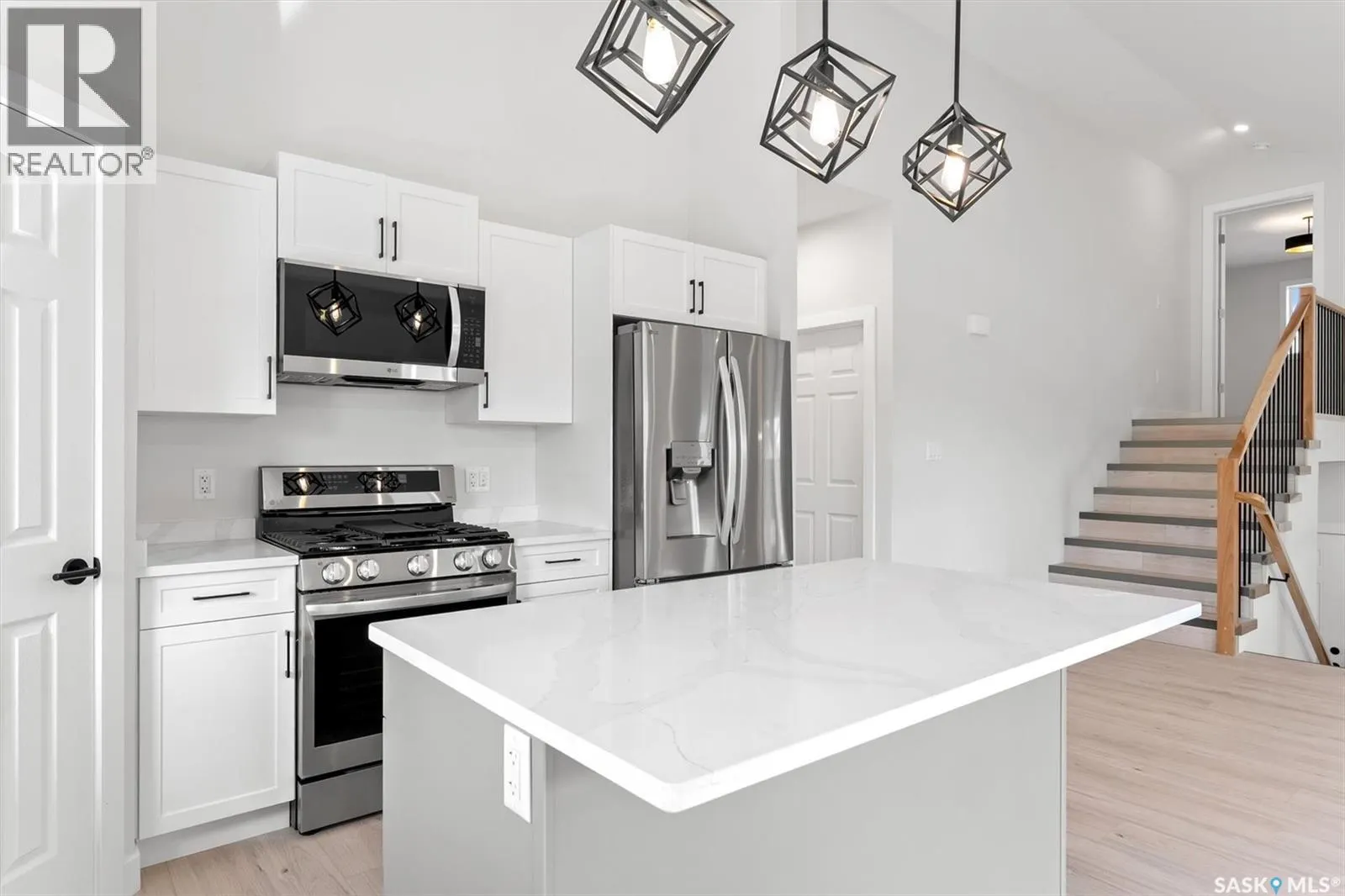 206 Flynn BEND