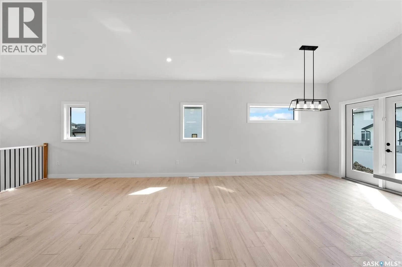 206 Flynn BEND