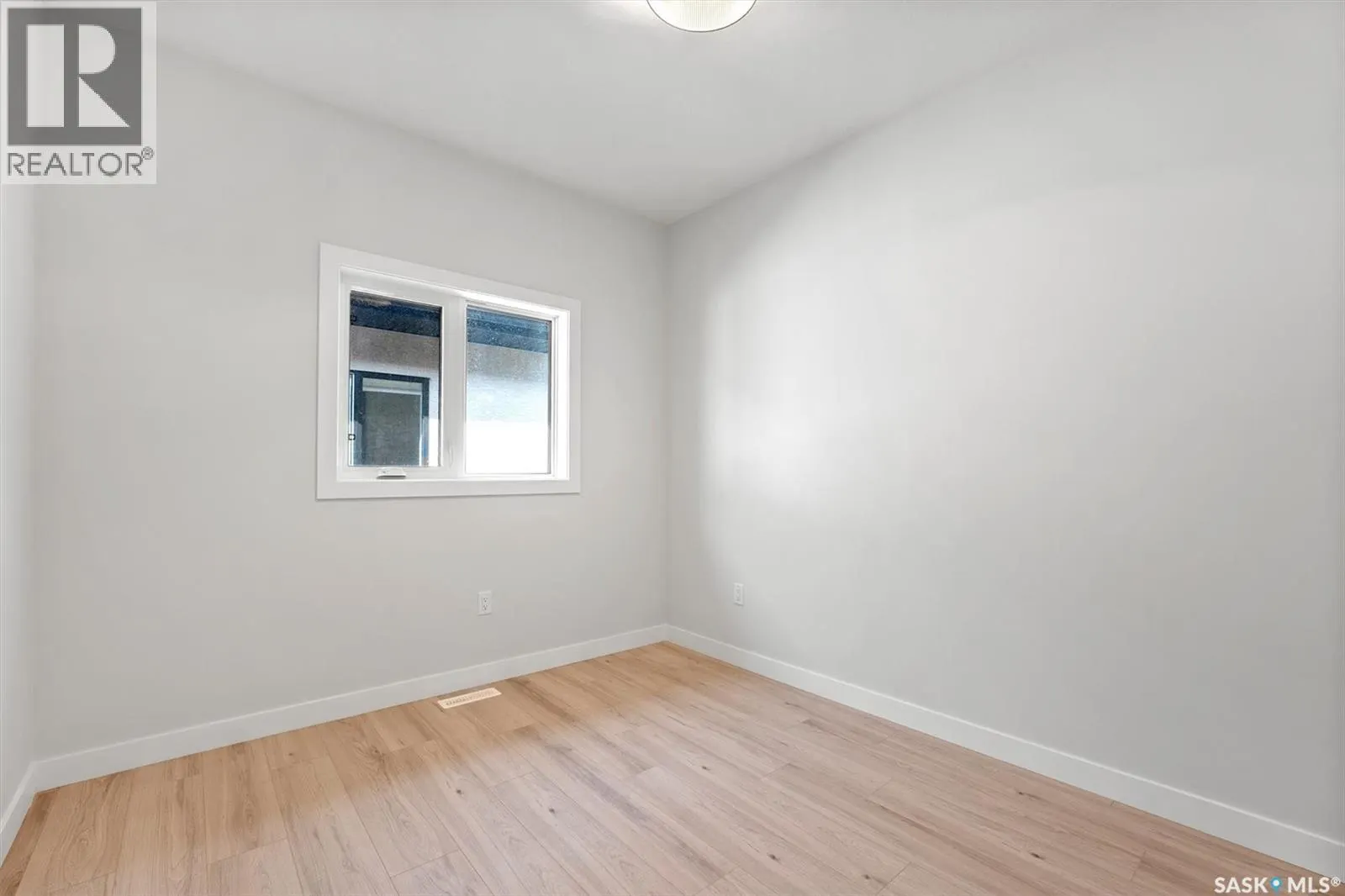 206 Flynn BEND