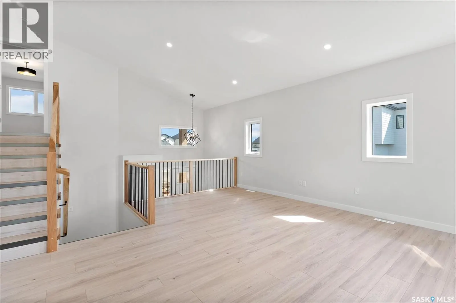 206 Flynn BEND