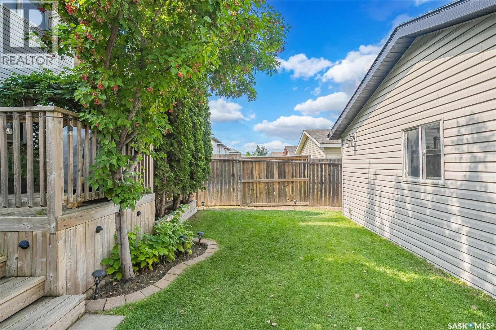 335 Lynd LANE